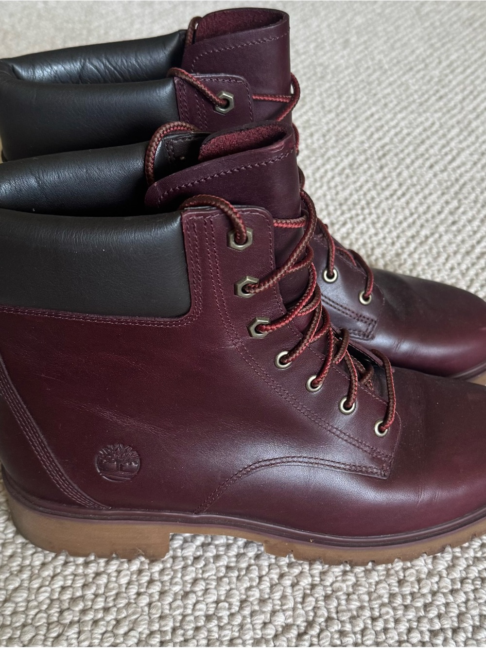 Timberland Women's Burgundy Leather Lace-Up Ankle Boots with Tan Lug Sole - Picture 5 of 10